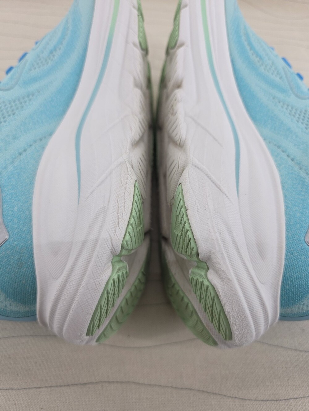 Hoka One One Womens Clifton 10 Blue White Running Walking Shoes Sneakers Sz 8.5B - Picture 9 of 16